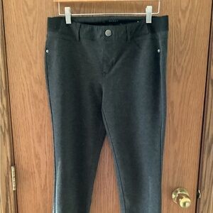 Simply Vera stretch skinny pants.